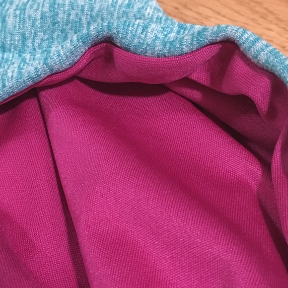 Under Armour Sweatshirt - Picture 4 of 4